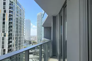 77 SE 5th, Miami, FL 33131 - Photo 6
