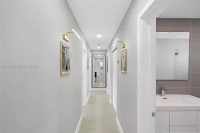 1104 N 13th Ter, Hollywood, FL 33019 - Photo 18