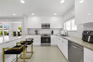 1104 N 13th Terrace, Hollywood, FL 33019 - Photo 26