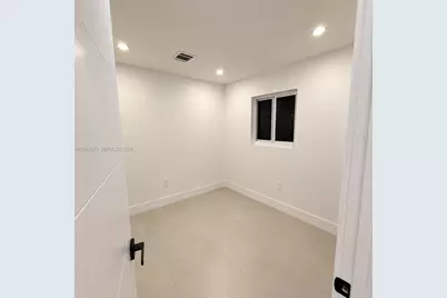 20022 SW 118th Ave, Miami, FL 33177 - Photo 18