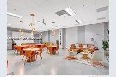 1200 Brickell Bay Dr #3206, Miami, FL 33131 - Photo 2
