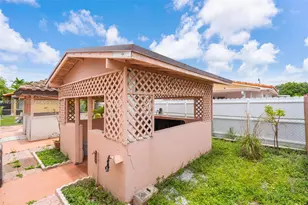 615 SW 62nd Ct, Miami, FL 33144 - Photo 32