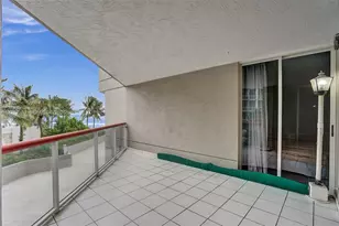 6767 Collins Ave, Miami Beach, FL 33141 - Photo 2