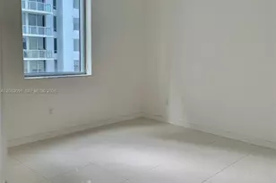 1060 Brickell Ave, Miami, FL 33131 - Photo 10