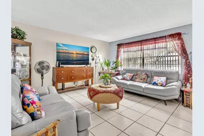 11492 NW 43rd St #11492, Coral Springs, FL 33065 - Photo 4
