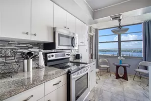 18021 Biscayne Blvd, Aventura, FL 33160 - Photo 10