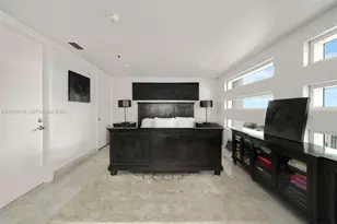 1040 Biscayne Blvd, Miami, FL 33132 - Photo 14