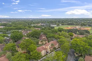 1076 Coral Club Dr, Coral Springs, FL 33071 - Photo 28