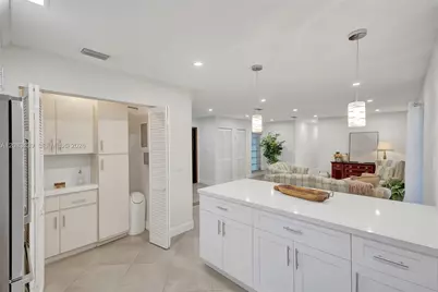 10214 SW 26th Ter, Miami, FL 33165 - Photo 10