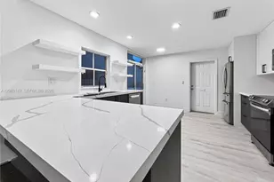 3215 N 36th Ave, Hollywood, FL 33021 - Photo 12
