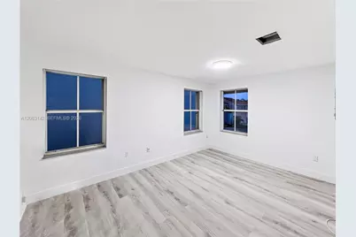3215 N 36th Ave, Hollywood, FL 33021 - Photo 20
