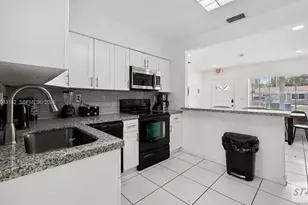 6445 SW 22nd St, Miramar, FL 33023 - Photo 4