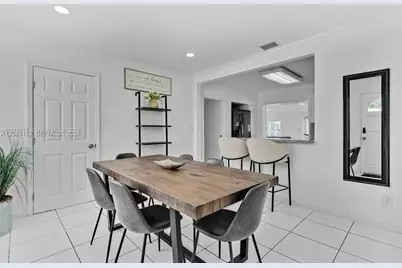 6445 SW 22nd St, Miramar, FL 33023 - Photo 8