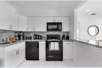 6445 SW 22nd St, Miramar, FL 33023 - Photo 6