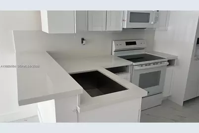 1780 NE 191st St #204-2, Miami, FL 33179 - Photo 10