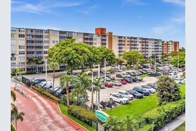 1780 NE 191st St #204-2, Miami, FL 33179 - Photo 34