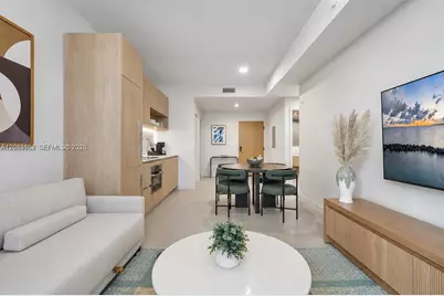 11 NE 6th St #1712, Miami, FL 33132 - Photo 4