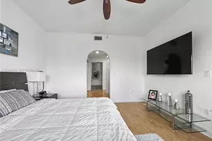 10700 NW 66th St, Doral, FL 33178 - Photo 18