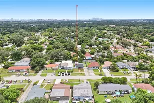 1260 NE 155th St, North Miami Beach, FL 33162 - Photo 32