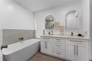 840 Falling Water Rd, Weston, FL 33326 - Photo 18