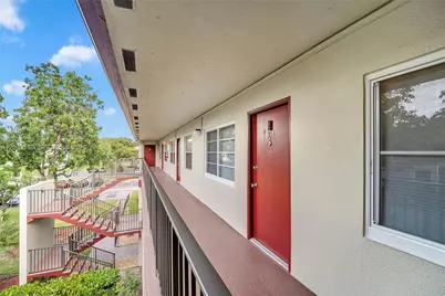 150 SW 134th Way #304R, Pembroke Pines, FL 33027 - Photo 16