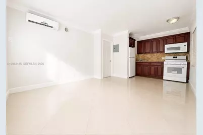 2901 Middle River Dr #5, Fort Lauderdale, FL 33306 - Photo 2