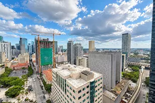 121 NE 5th St, Miami, FL 33132 - Photo 32