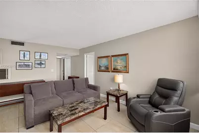 11930 N Bayshore Dr #1405, North Miami, FL 33181 - Photo 28