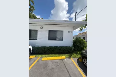 671 SW 7th St #1, Miami, FL 33130 - Photo 2
