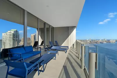 300 Biscayne Blvd Way #3302, Miami, FL 33131 - Photo 2