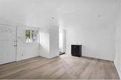 250 NW 45th St #2, Miami, FL 33127 - Photo 12