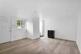 250 NW 45th St, Miami, FL 33127 - Photo 12