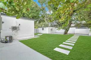 250 NW 45th St, Miami, FL 33127 - Photo 44