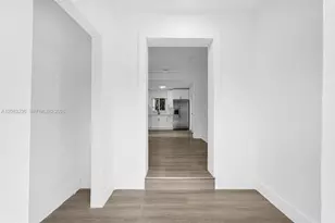 250 NW 45th St, Miami, FL 33127 - Photo 14