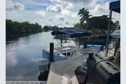 299 Morris Ave, Key Largo, FL 33037 - Photo 1