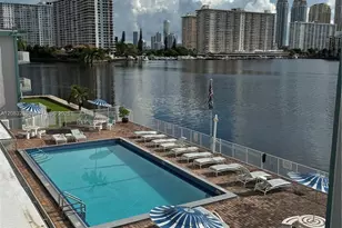 3922 NE 166th St, North Miami Beach, FL 33160 - Photo 20