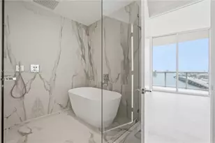 1400 Biscayne Blvd, Miami, FL 33132 - Photo 14