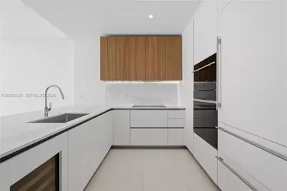 1400 Biscayne Blvd #2104, Miami, FL 33132 - Photo 8