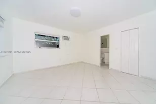 7725 Carlyle Ave, Miami Beach, FL 33141 - Photo 6