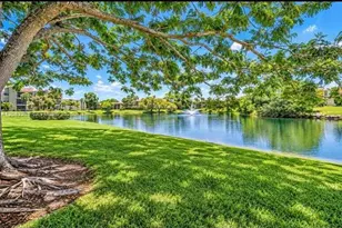 220 Lakeview Dr, Weston, FL 33326 - Photo 4