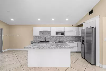 14364 SW 176th Ter, Miami, FL 33177 - Photo 4