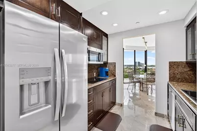2800 Island Blvd #1202, Aventura, FL 33160 - Photo 20