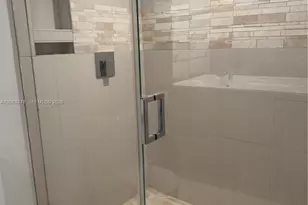 600 Three Islands Boulevard, Hallandale Beach, FL 33009 - Photo 28