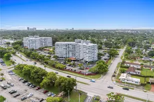 1200 NE Miami Gardens Dr, Miami, FL 33179 - Photo 2