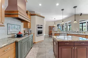 2825 Fairways Dr, Homestead, FL 33035 - Photo 8