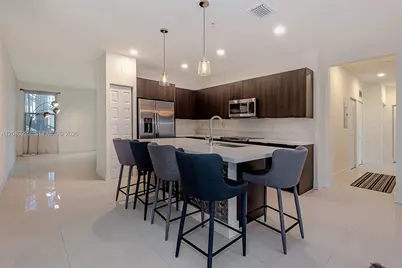 7809 NW 104th Ave #7, Doral, FL 33178 - Photo 12