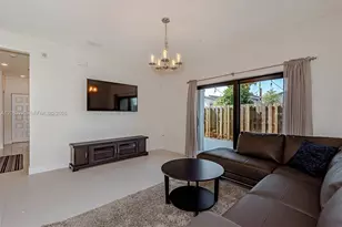7809 NW 104th Ave, Doral, FL 33178 - Photo 8