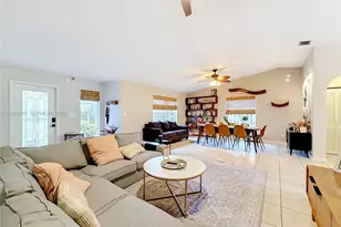 4271 NW 20th Ave, Oakland Park, FL 33309 - Photo 12