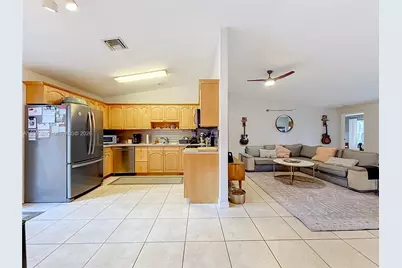 4271 NW 20th Ave, Oakland Park, FL 33309 - Photo 16