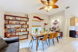 4271 NW 20th Ave, Oakland Park, FL 33309 - Photo 10
